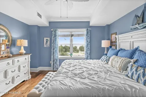 4425 Arendell Street Morehead City NC 28557