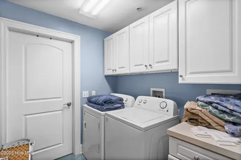 4425 Arendell Street Morehead City NC 28557
