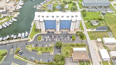 4425 Arendell Street Morehead City NC 28557