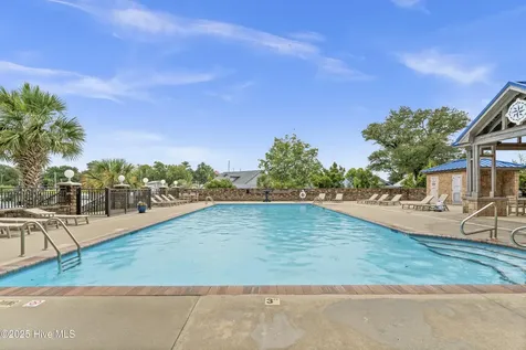 4425 Arendell Street Morehead City NC 28557