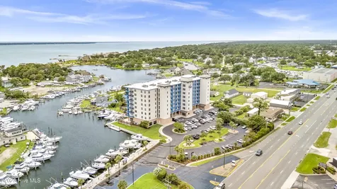 4425 Arendell Street Morehead City NC 28557