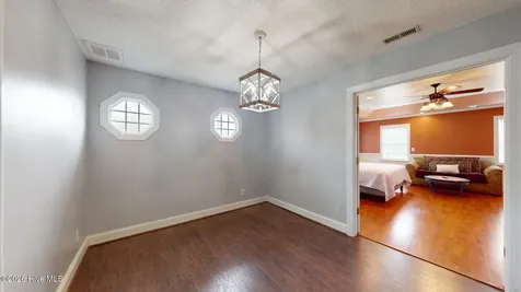 299 Lori Drive Greenville NC 27858