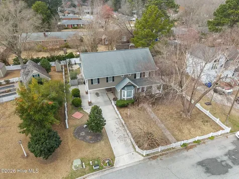 299 Lori Drive Greenville NC 27858
