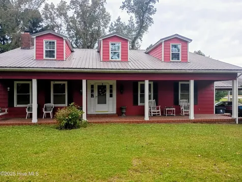 2391 Bill Hooks Road Whiteville NC 28472