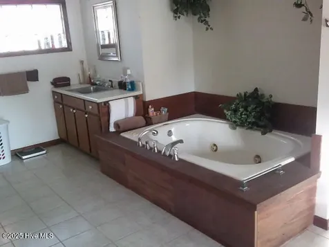 2391 Bill Hooks Road Whiteville NC 28472
