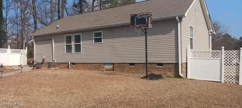 123 Mobley Street Roanoke Rapids NC 27870