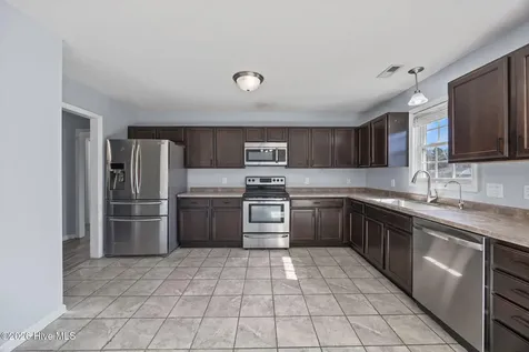 307 Murphy Drive Jacksonville NC 28540