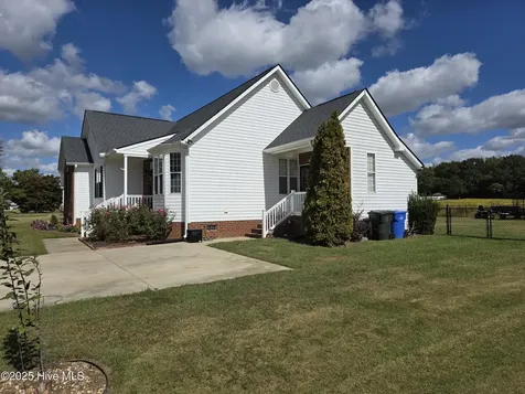3502 Baybrooke Drive W Wilson NC 27893