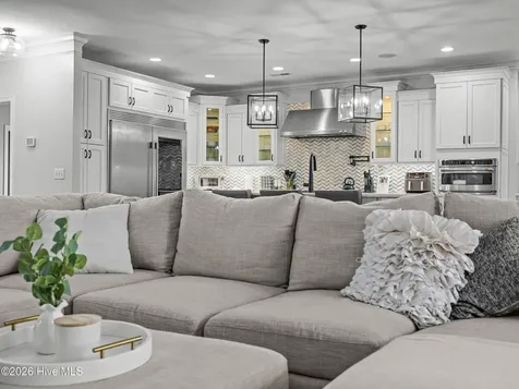 201 Saint Charles Lane Jacksonville NC 28546