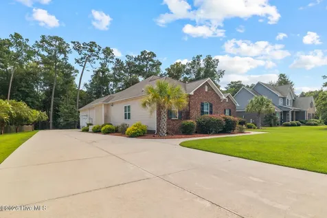201 Saint Charles Lane Jacksonville NC 28546