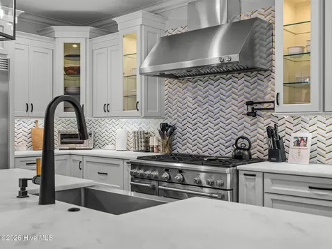 201 Saint Charles Lane Jacksonville NC 28546