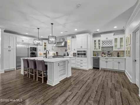 201 Saint Charles Lane Jacksonville NC 28546