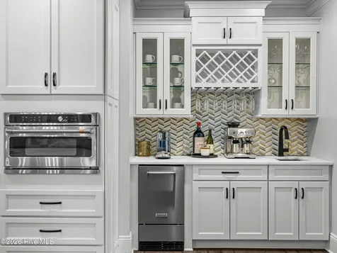 201 Saint Charles Lane Jacksonville NC 28546
