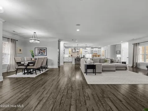 201 Saint Charles Lane Jacksonville NC 28546