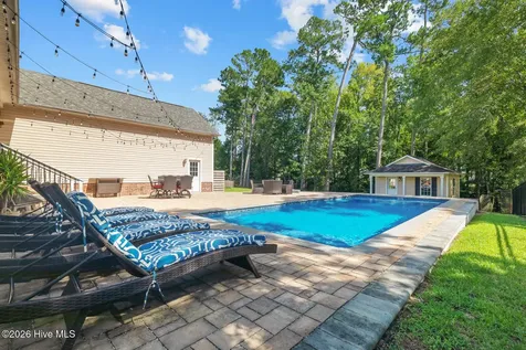201 Saint Charles Lane Jacksonville NC 28546