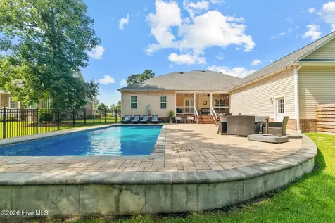 201 Saint Charles Lane Jacksonville NC 28546