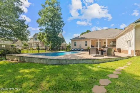 201 Saint Charles Lane Jacksonville NC 28546