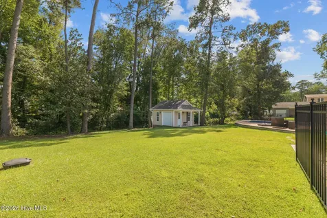 201 Saint Charles Lane Jacksonville NC 28546