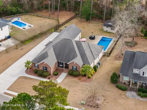 201 Saint Charles Lane Jacksonville NC 28546