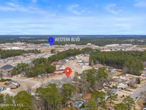 201 Saint Charles Lane Jacksonville NC 28546