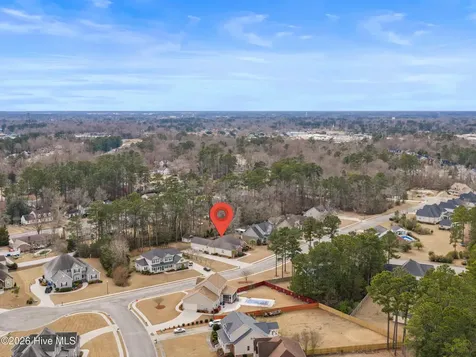 201 Saint Charles Lane Jacksonville NC 28546