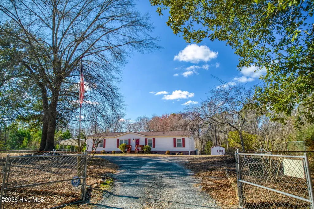 876 Mcclammy Road Hampstead NC 28443