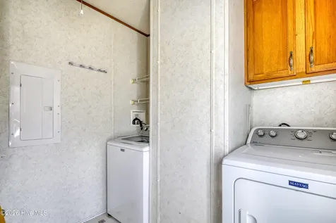 876 Mcclammy Road Hampstead NC 28443