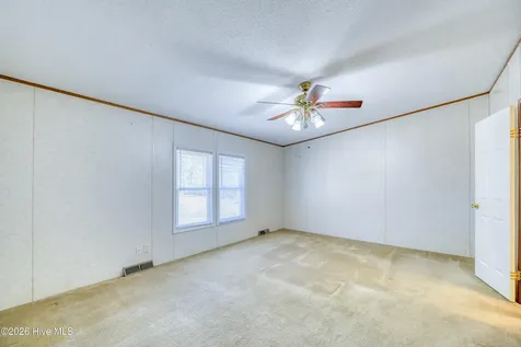 876 Mcclammy Road Hampstead NC 28443