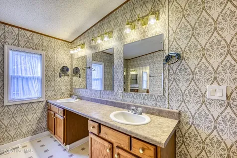 876 Mcclammy Road Hampstead NC 28443
