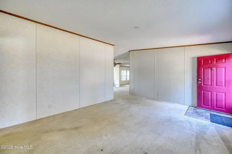 876 Mcclammy Road Hampstead NC 28443
