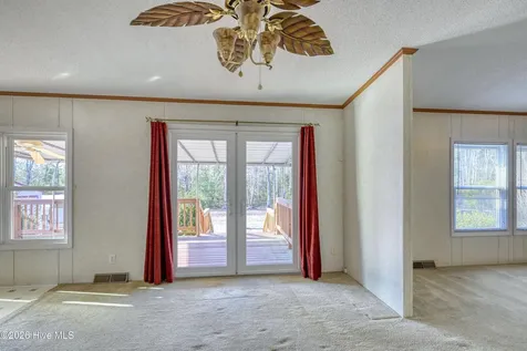 876 Mcclammy Road Hampstead NC 28443