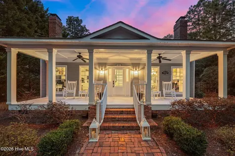 25 Mcleod Road Pinehurst NC 28374