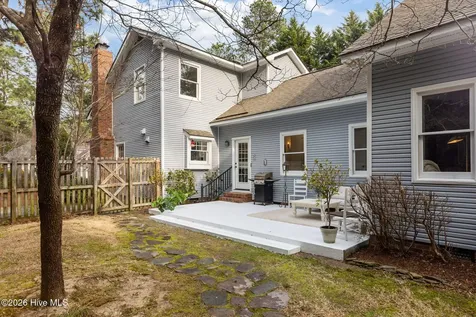 25 Mcleod Road Pinehurst NC 28374