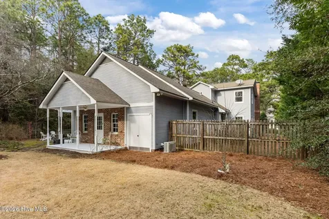 25 Mcleod Road Pinehurst NC 28374