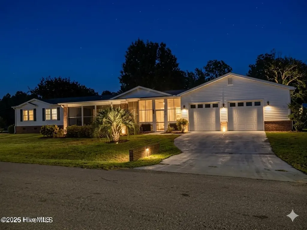 1099 Nautical Lane Calabash NC 28467
