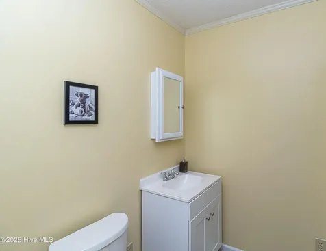 3305 Evelyn Drive Kinston NC 28504