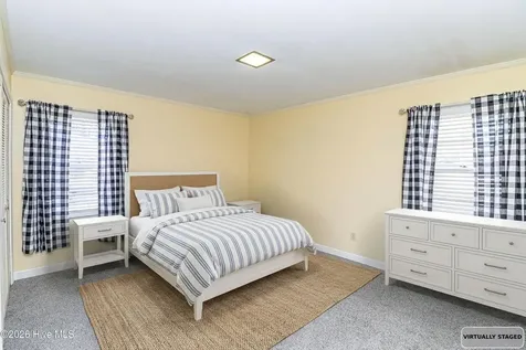 3305 Evelyn Drive Kinston NC 28504