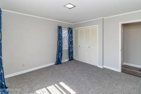 3305 Evelyn Drive Kinston NC 28504