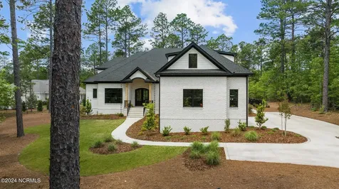4 Kenilwood Court Pinehurst NC 28374
