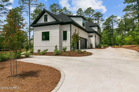 4 Kenilwood Court Pinehurst NC 28374