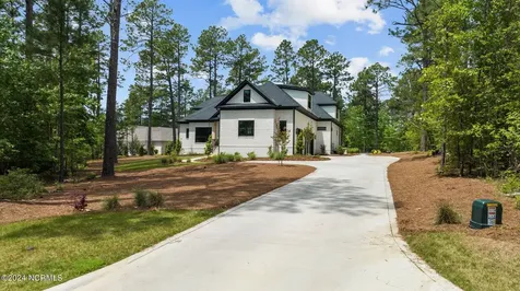 4 Kenilwood Court Pinehurst NC 28374