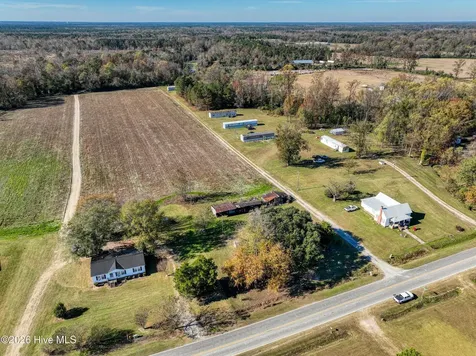 125 Plina Lane Beulaville NC 28518