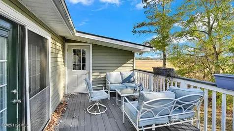 278 Woodstock Road Belhaven NC 27810