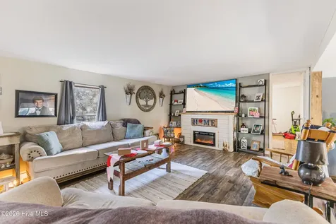 2749 White Street SW Supply NC 28462