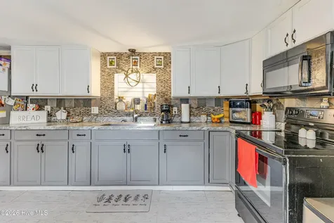2749 White Street SW Supply NC 28462