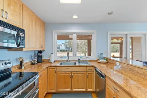 103 Genoes Point Road SW Supply NC 28462