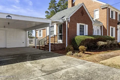 201 E Hargett Street Richlands NC 28574