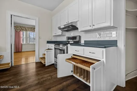 201 E Hargett Street Richlands NC 28574
