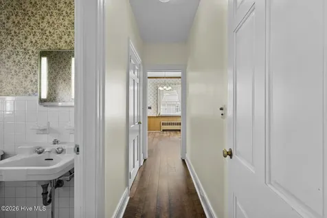 201 E Hargett Street Richlands NC 28574