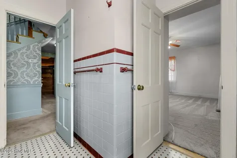 201 E Hargett Street Richlands NC 28574